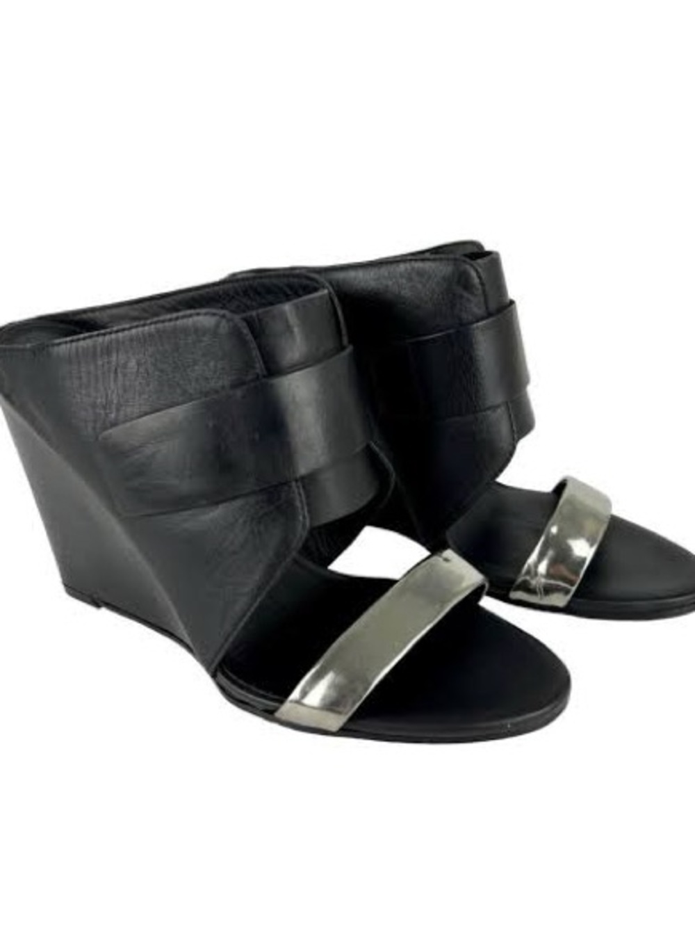 Vince Black Karima 8 Leather Wedge Sandals with Silver Toe Strap